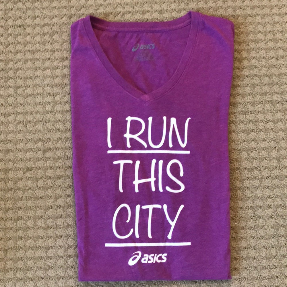 Asics I Run This City Short Sleeve Tshirt Soft